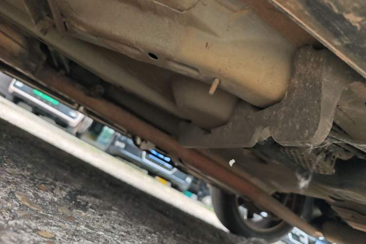 Used Buick Encore 2015 1.4T Automatic Two-Wheel Drive Urban Elite Version Left Side Sill