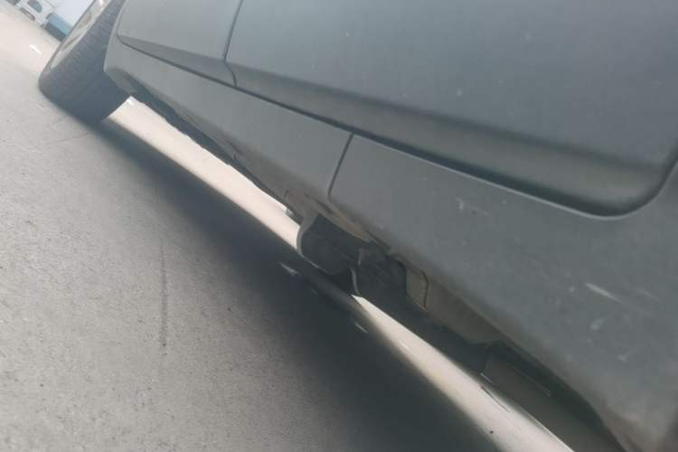 Used Buick Encore 2015 1.4T Automatic Two-Wheel Drive Urban Elite Version Left Side Sill