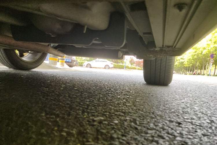 Used Buick Encore 2015 1.4T Automatic Two-Wheel Drive Urban Elite Version Left Side Sill