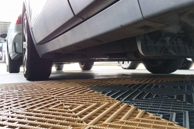 Used Buick Encore 2015 1.4T Automatic Two-Wheel Drive Urban Elite Version Left Side Sill