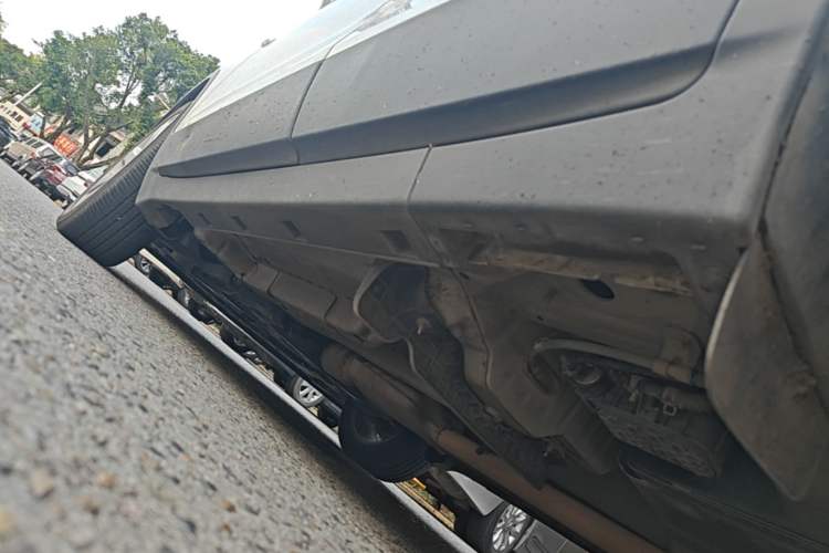 Used Buick Encore 2015 1.4T Automatic Two-Wheel Drive Urban Elite Version Left Side Sill
