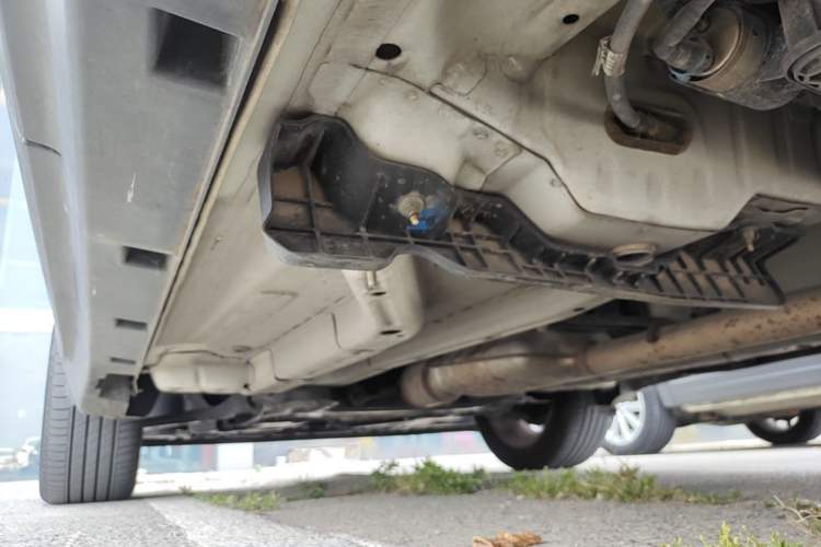 Used Buick Encore 2015 1.4T Automatic Two-Wheel Drive Urban Elite Version Left Side Sill