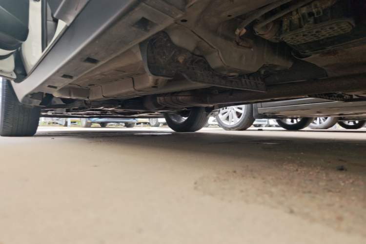 Used Buick Encore 2015 1.4T Automatic Two-Wheel Drive Urban Elite Version Left Side Sill