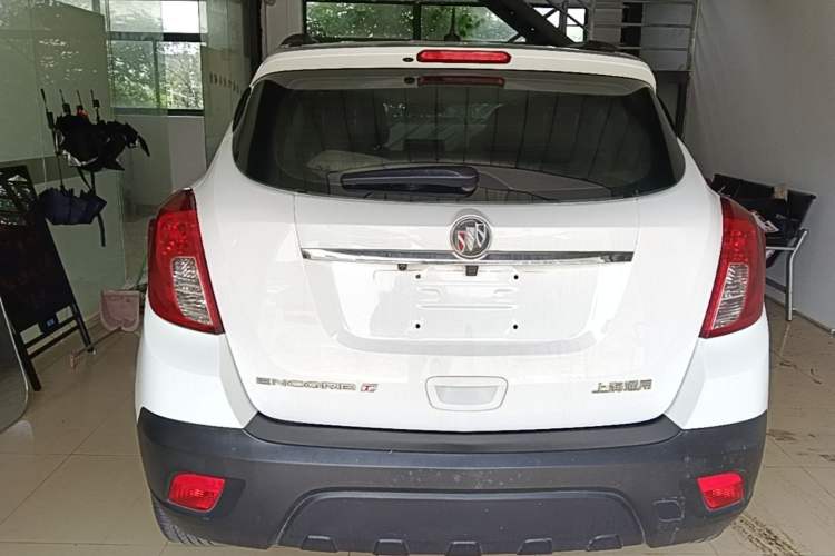 Used Buick Encore 2015 1.4T Automatic Two-Wheel Drive Urban Elite Version Rear