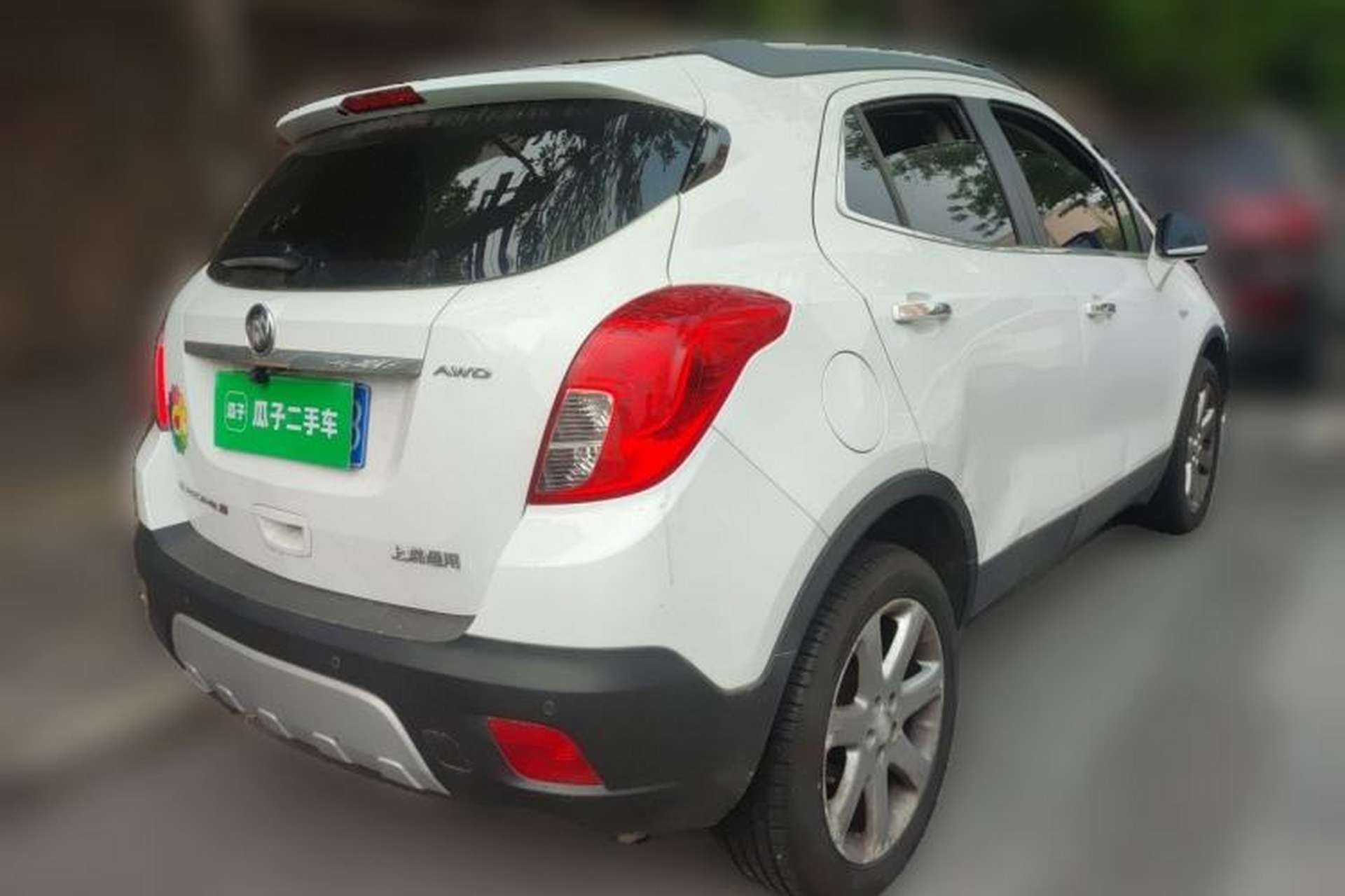 Used Buick Encore 2015 1.4T Automatic All-Wheel-Drive Flagship Model Rear Right 45 Deg