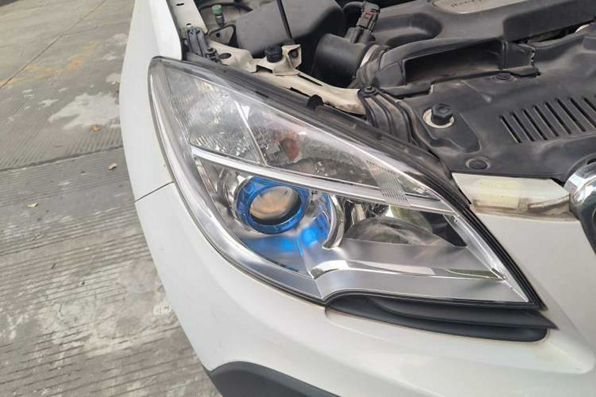 Used Buick Encore 2015 1.4T Automatic Two-Wheel Drive Urban Elite Version Right Front Headlight