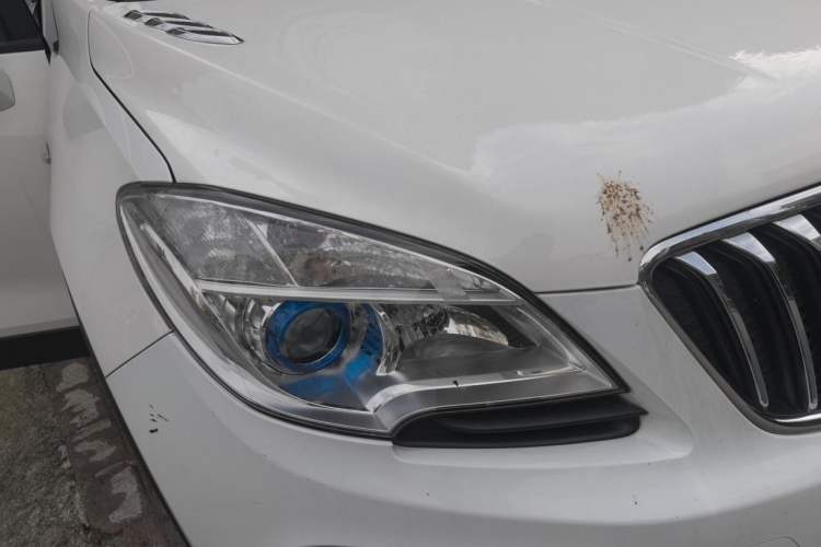 Used Buick Encore 2015 1.4T Manual Two-Wheel Drive Urban Advanced Model Right Front Headlight