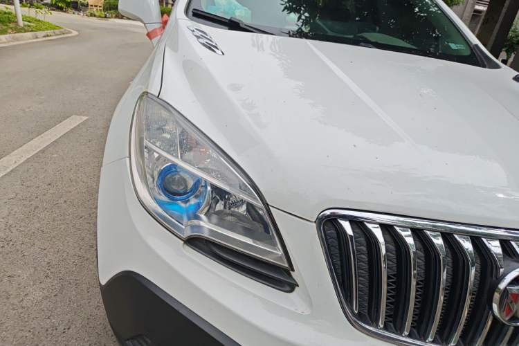 Used Buick Encore 2015 1.4T Automatic Two-Wheel Drive Urban Elite Version Right Front Headlight