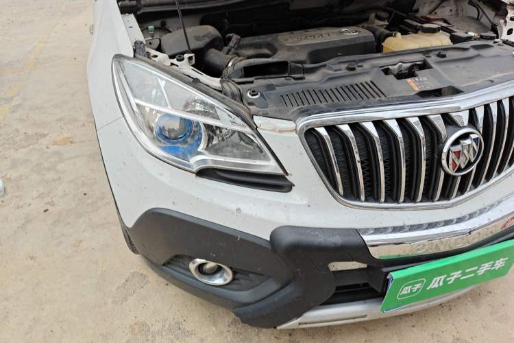 Used Buick Encore 2015 1.4T Automatic Two-Wheel Drive Urban Elite Version Right Front Headlight