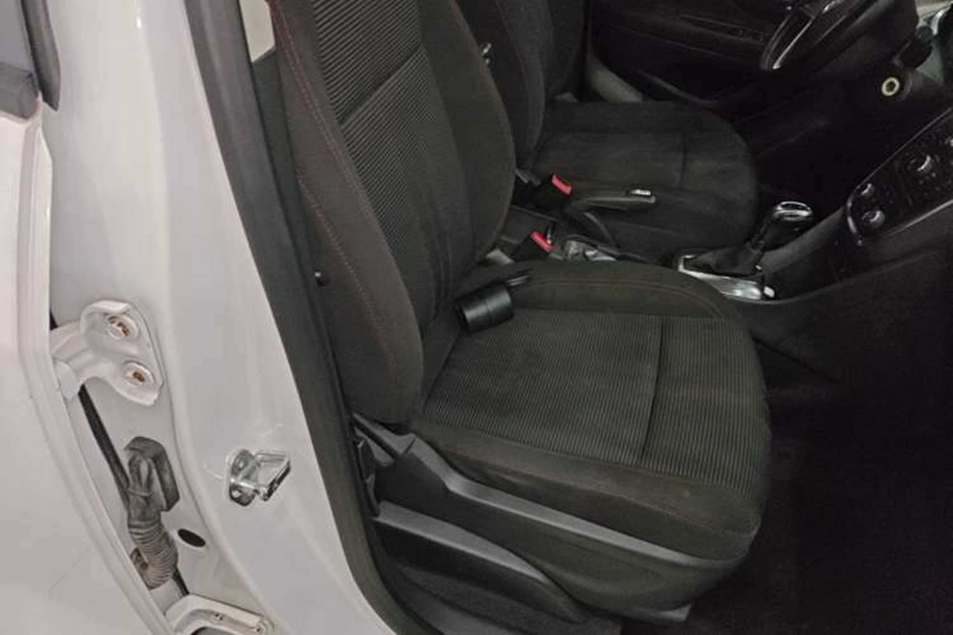 Used Buick Encore 2015 1.4T Automatic Two-Wheel Drive Urban Elite Version Right Front Seat