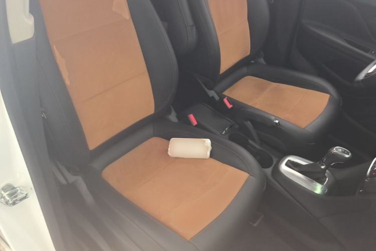 Used Buick Encore 2015 1.4T Automatic Two-Wheel Drive Urban Leading Model Right Front Seat