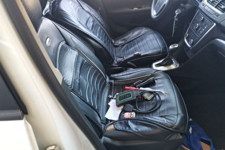 Used Buick Encore 2015 1.4T Automatic Two-Wheel Drive Urban Elite Version Right Front Seat