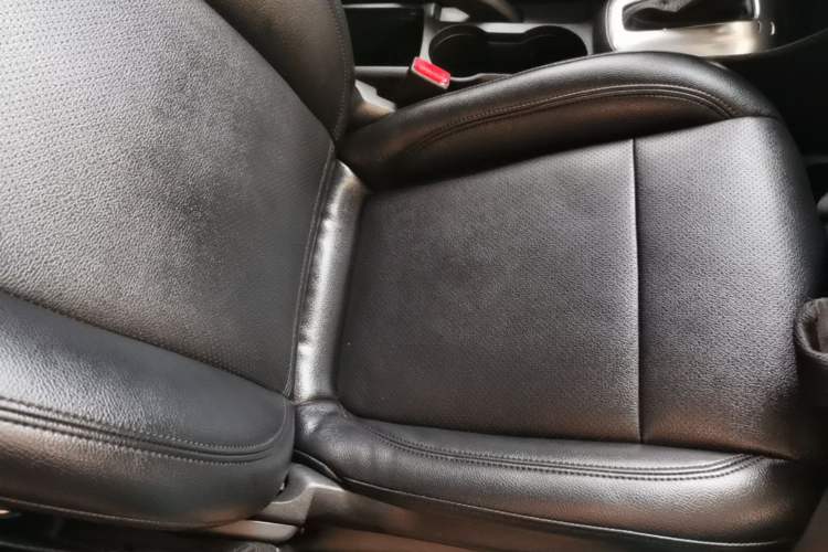 Used Buick Encore 2015 1.4T Automatic Two-Wheel Drive Urban Elite Version Right Front Seat