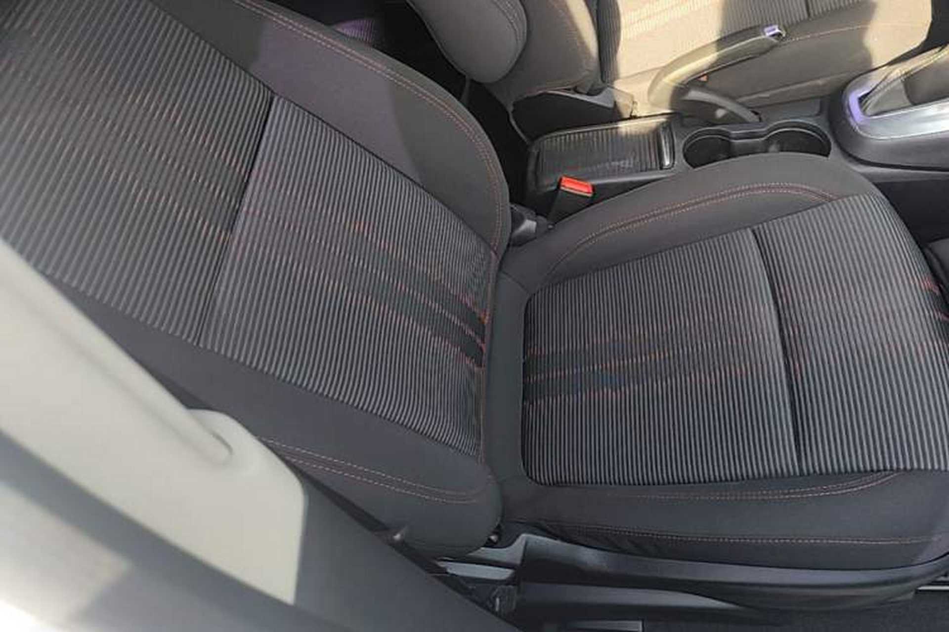 Used Buick Encore 2015 1.4T Automatic Two-Wheel Drive Urban Elite Version Right Front Seat