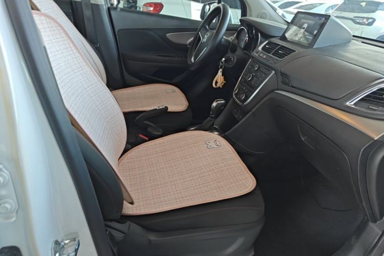 Used Buick Encore 2015 1.4T Automatic Two-Wheel Drive Urban Elite Version Right Front Seat