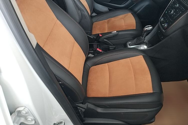 Used Buick Encore 2015 1.4T Automatic Two-Wheel Drive Urban Leading Model Right Front Seat