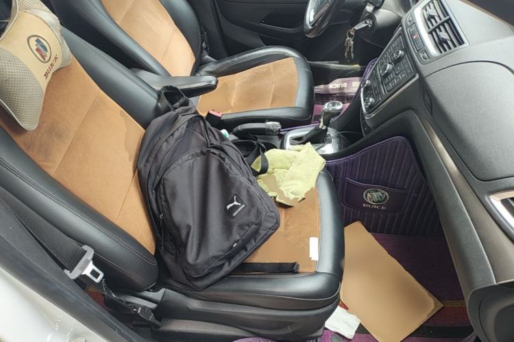 Used Buick Encore 2015 1.4T Automatic Two-Wheel Drive Urban Leading Model Right Front Seat