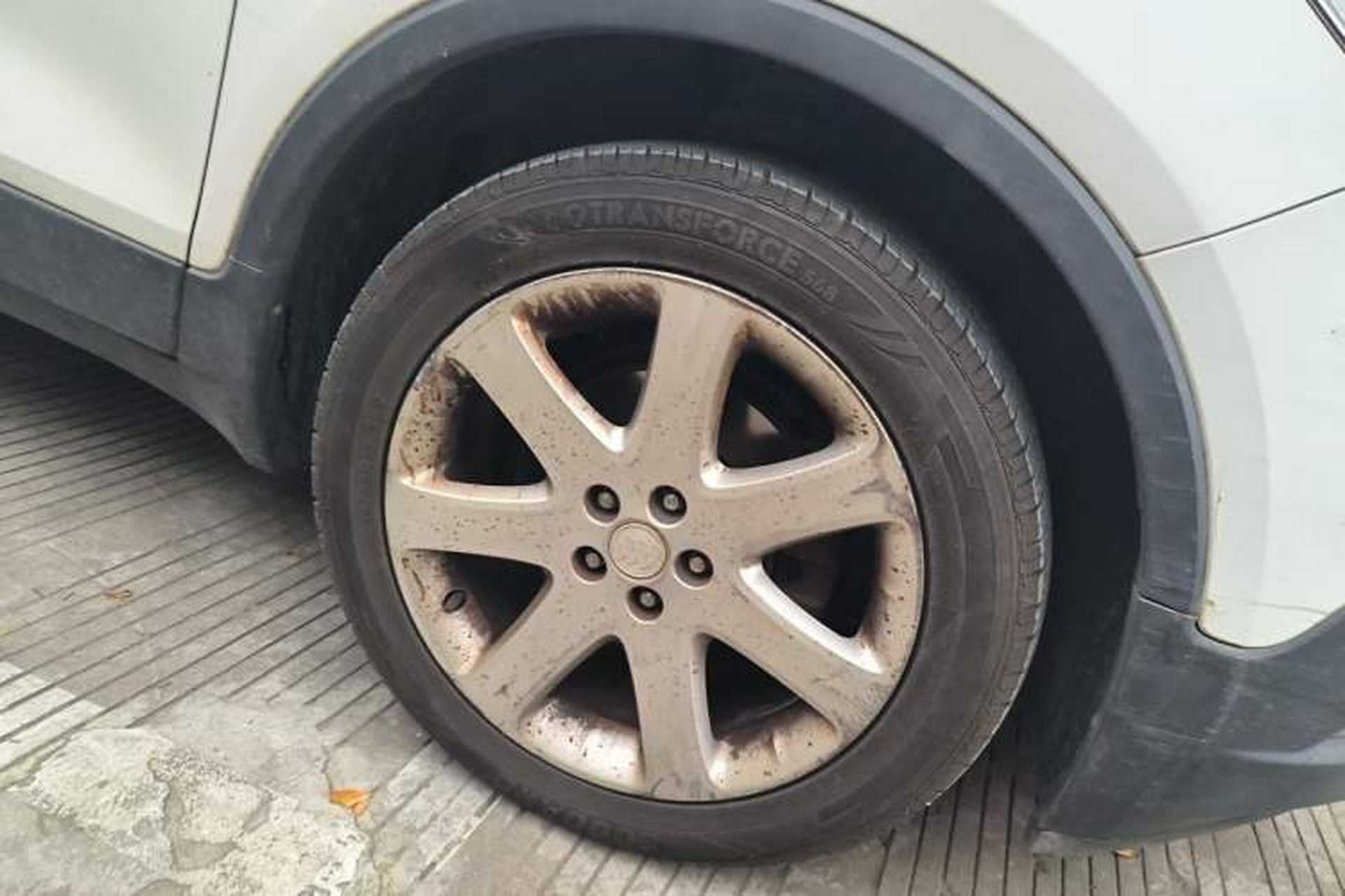 Used Buick Encore 2015 1.4T Automatic Two-Wheel Drive Urban Elite Version Right Front Wheel Hub