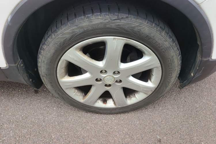 Used Buick Encore 2015 1.4T Automatic Two-Wheel Drive Urban Elite Version Right Front Wheel Hub