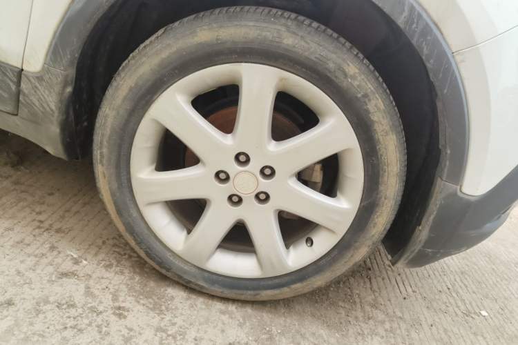 Used Buick Encore 2015 1.4T Automatic Two-Wheel Drive Urban Elite Version Right Front Wheel Hub