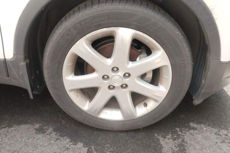 Used Buick Encore 2015 1.4T Automatic Two-Wheel Drive Urban Elite Version Right Front Wheel Hub