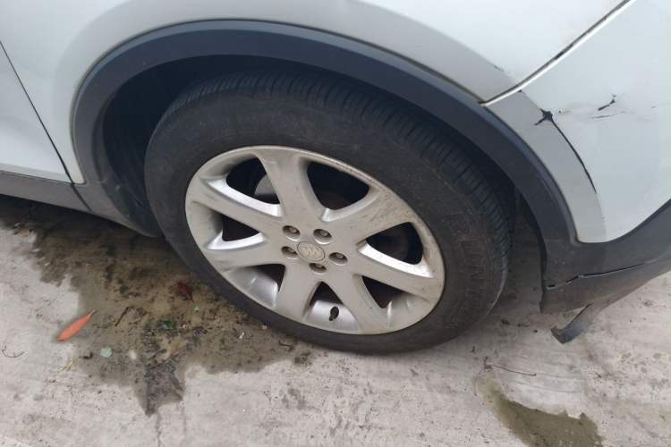 Used Buick Encore 2015 1.4T Automatic Two-Wheel Drive Urban Elite Version Right Front Wheel Hub