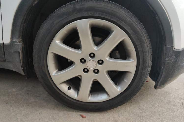 Used Buick Encore 2015 1.4T Manual Two-Wheel Drive Urban Advanced Model Right Front Wheel Hub