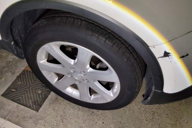 Used Buick Encore 2015 1.4T Automatic Two-Wheel Drive Urban Elite Version Right Front Wheel Hub