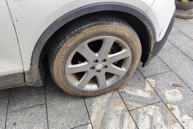Used Buick Encore 2015 1.4T Automatic Two-Wheel Drive Urban Elite Version Right Front Wheel Hub