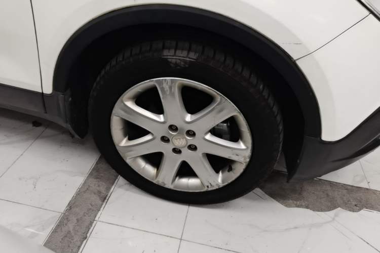 Used Buick Encore 2015 1.4T Automatic Two-Wheel Drive Urban Elite Version Right Front Wheel Hub