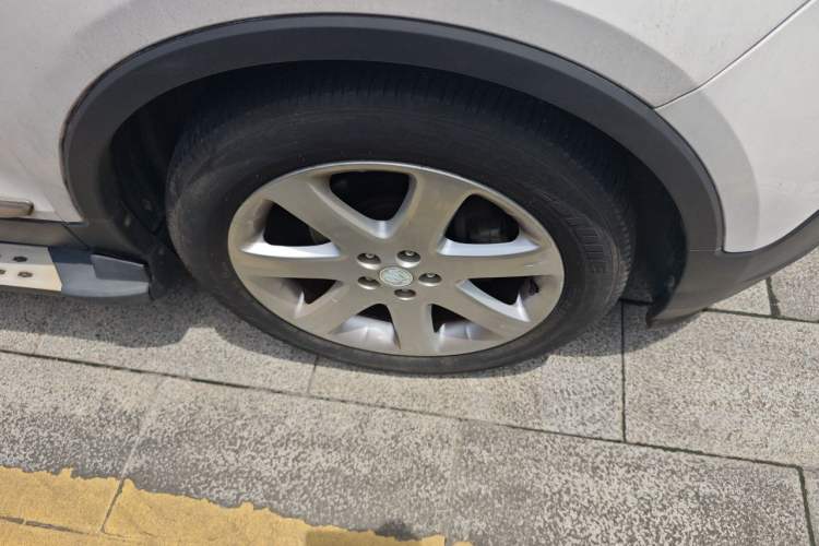 Used Buick Encore 2015 1.4T Automatic Two-Wheel Drive Urban Elite Version Right Front Wheel Hub