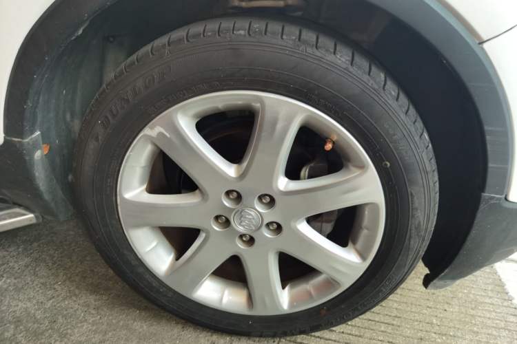 Used Buick Encore 2015 1.4T Automatic Two-Wheel Drive Urban Elite Version Right Front Wheel Hub