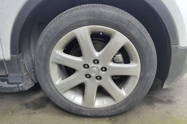 Used Buick Encore 2015 1.4T Automatic Two-Wheel Drive Urban Elite Version Right Front Wheel Hub