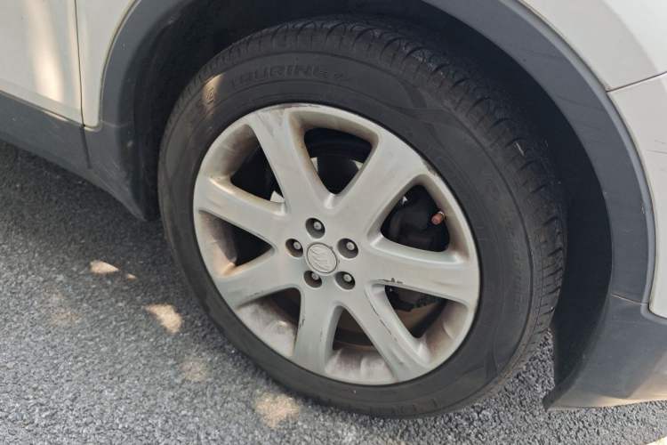 Used Buick Encore 2015 1.4T Automatic Two-Wheel Drive Urban Elite Version Right Front Wheel Hub