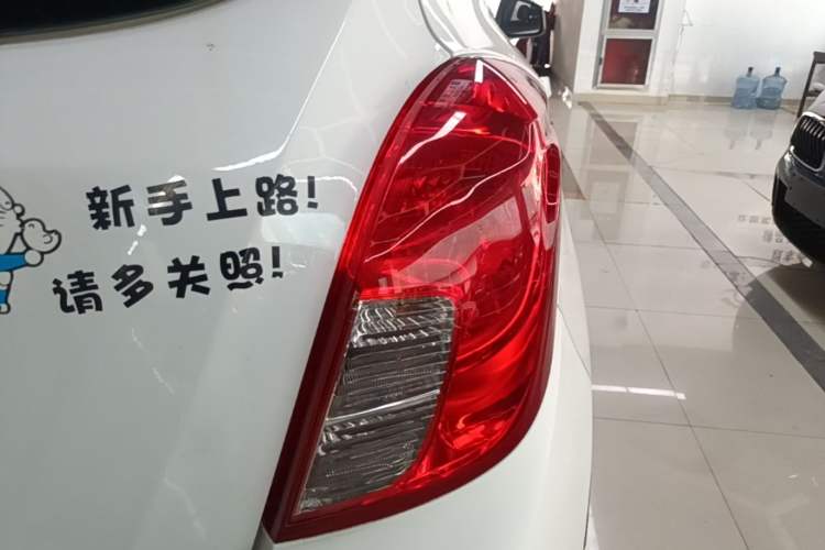 Used Buick Encore 2015 1.4T Automatic Two-Wheel Drive Urban Elite Version Right Rear Taillight