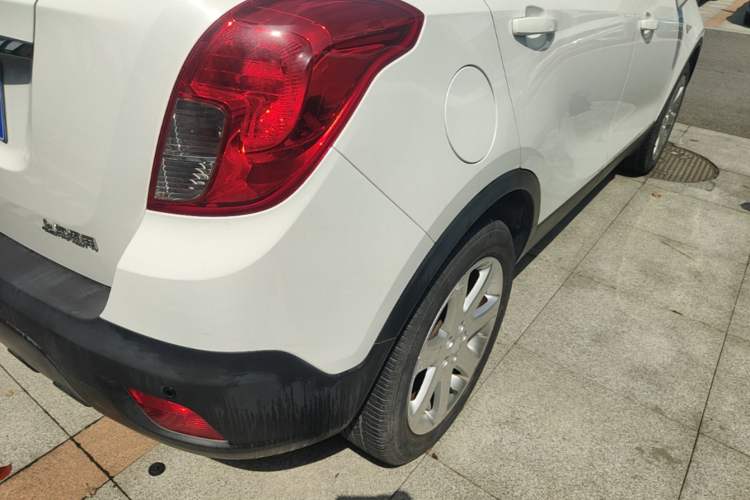 Used Buick Encore 2015 1.4T Automatic Two-Wheel Drive Urban Elite Version Right Rear Taillight