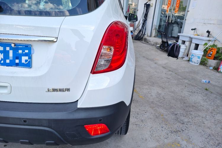 Used Buick Encore 2015 1.4T Automatic Two-Wheel Drive Urban Elite Version Right Rear Taillight