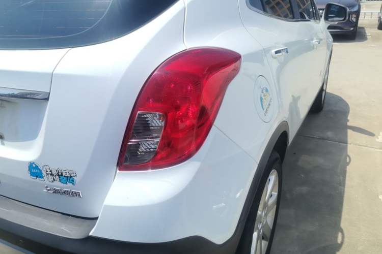 Used Buick Encore 2015 1.4T Automatic Two-Wheel Drive Urban Leading Model Right Rear Taillight