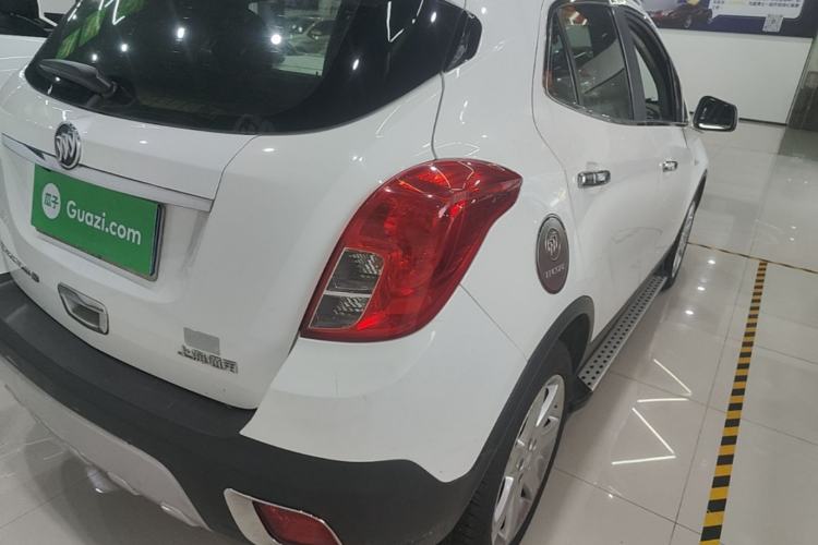 Used Buick Encore 2015 1.4T Automatic Two-Wheel Drive Urban Elite Version Right Rear Taillight