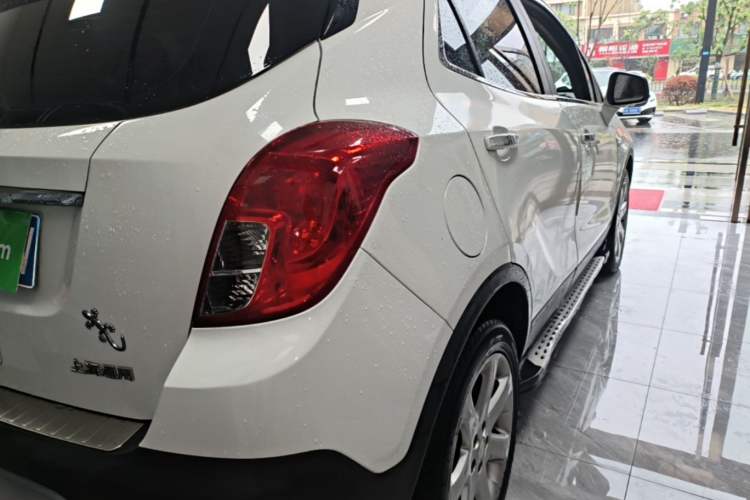 Used Buick Encore 2015 1.4T Automatic Two-Wheel Drive Urban Leading Model Right Rear Taillight