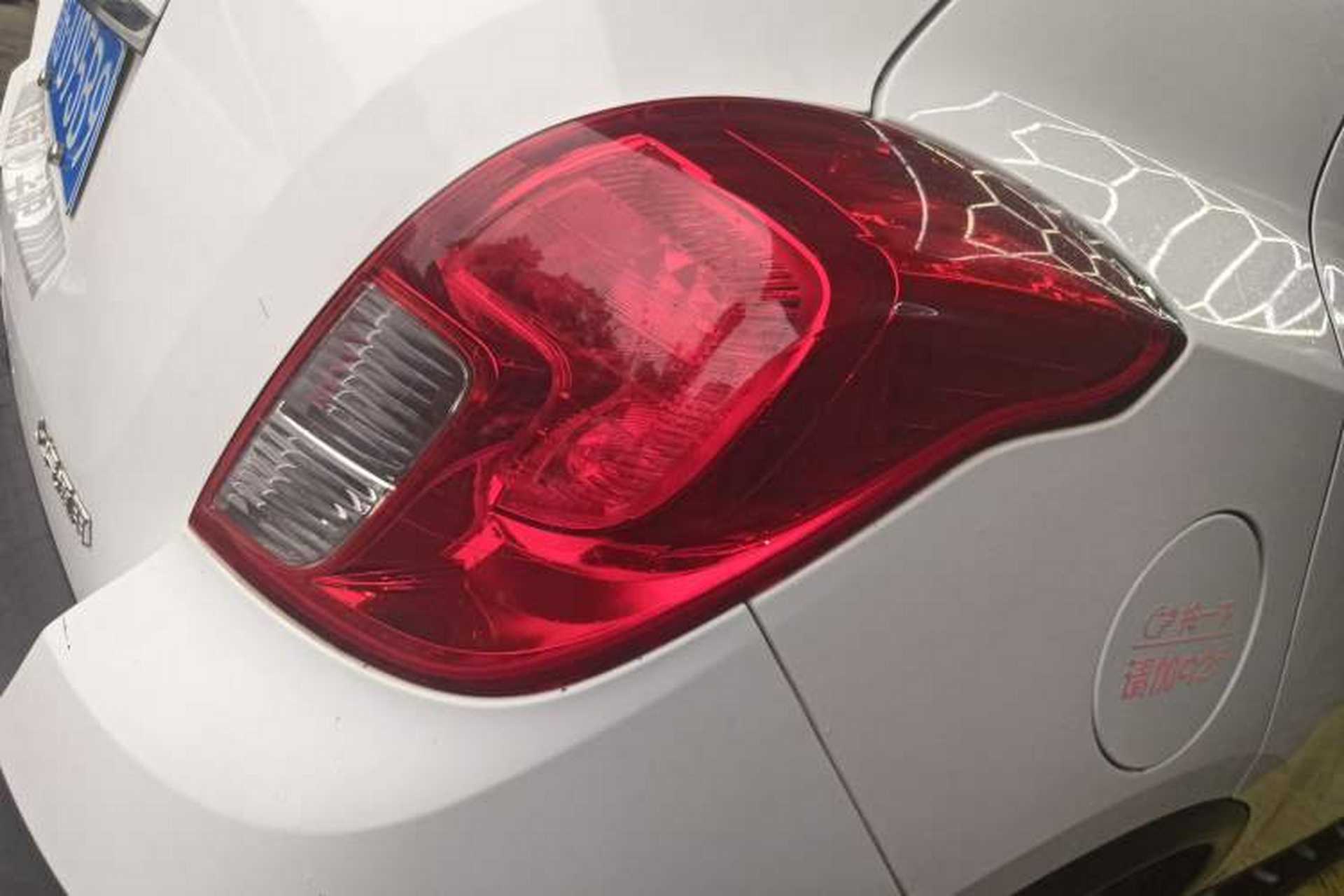 Used Buick Encore 2015 1.4T Automatic Two-Wheel Drive Urban Elite Version Right Rear Taillight