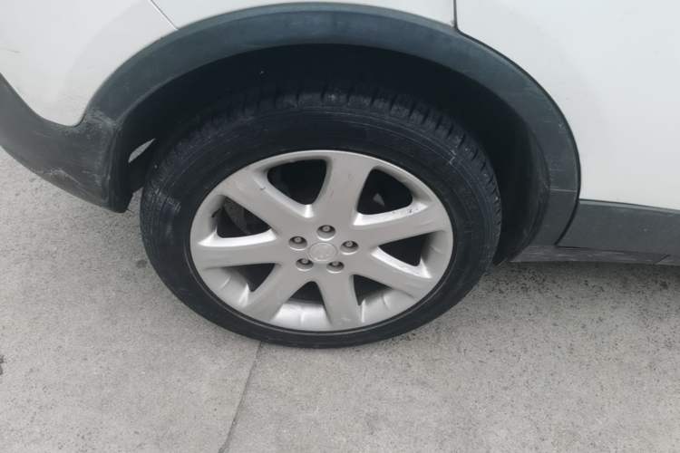 Used Buick Encore 2015 1.4T Automatic Two-Wheel Drive Urban Elite Version Right Rear Wheel Hub