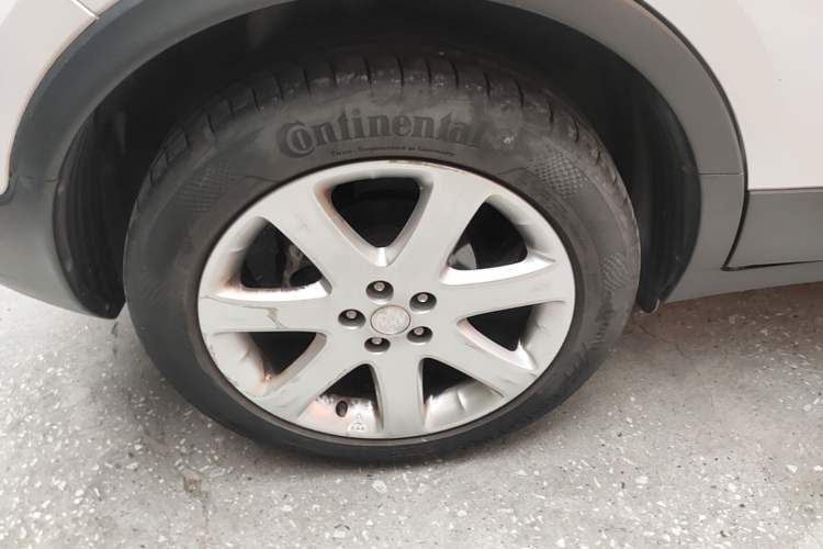 Used Buick Encore 2015 1.4T Automatic Two-Wheel Drive Urban Elite Version Right Rear Wheel Hub