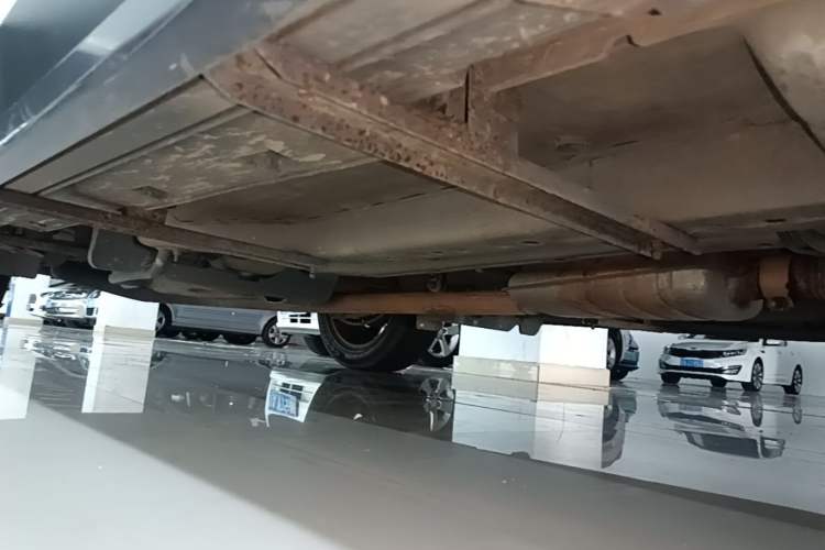 Used Buick Encore 2015 1.4T Automatic Two-Wheel Drive Urban Elite Version Right Side Sill