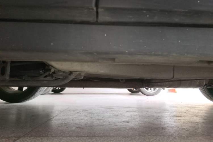 Used Buick Encore 2015 1.4T Automatic Two-Wheel Drive Urban Elite Version Right Side Sill
