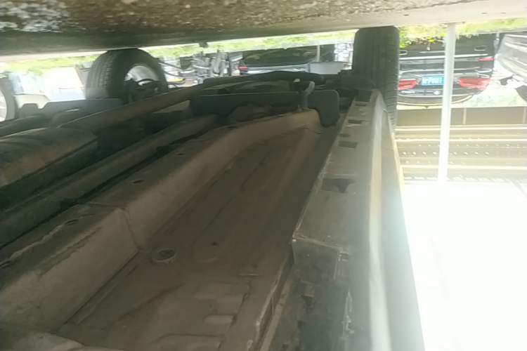 Used Buick Encore 2015 1.4T Automatic Two-Wheel Drive Urban Leading Model Right Side Sill