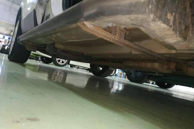 Used Buick Encore 2015 1.4T Automatic Two-Wheel Drive Urban Leading Model Right Side Sill