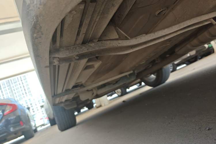 Used Buick Encore 2015 1.4T Automatic Two-Wheel Drive Urban Elite Version Right Side Sill