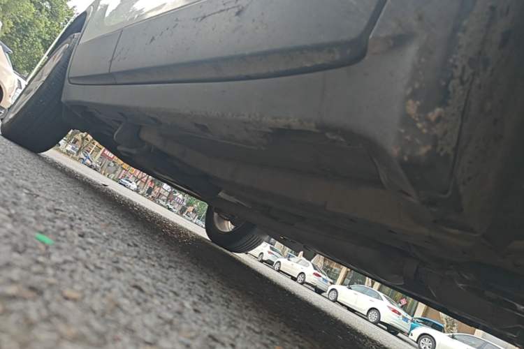 Used Buick Encore 2015 1.4T Automatic Two-Wheel Drive Urban Elite Version Right Side Sill