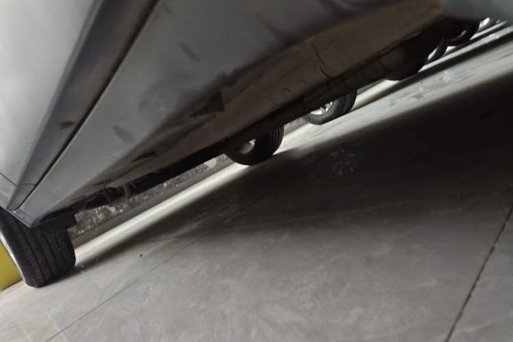 Used Buick Encore 2015 1.4T Automatic Two-Wheel Drive Urban Elite Version Right Side Sill